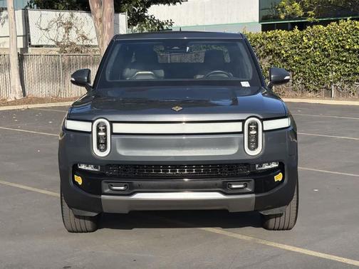 2022 Rivian R1T Adventure