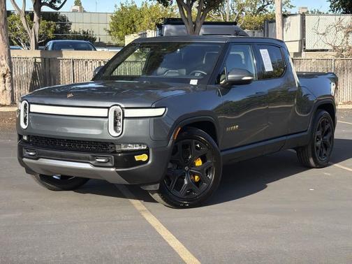 2022 Rivian R1T Adventure