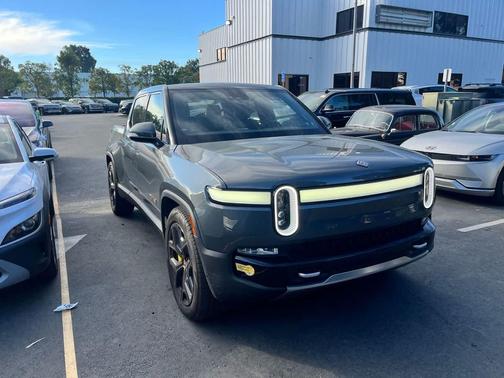 2022 Rivian R1T Adventure