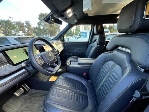 2022 Rivian R1T Adventure