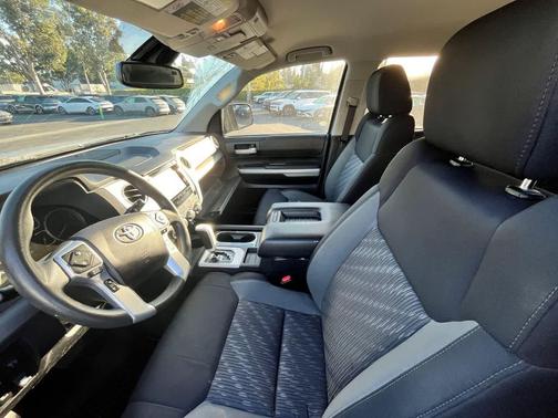 2021 Toyota Tundra SR5