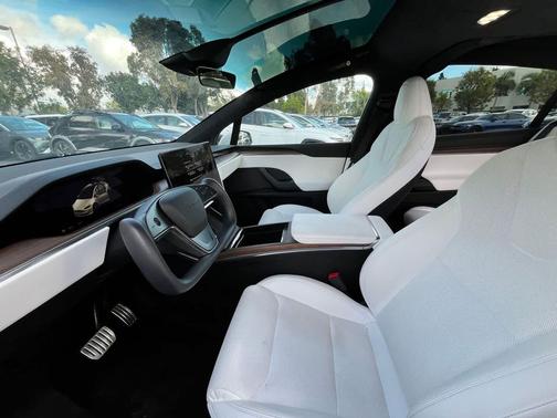 2023 Tesla Model X AWD