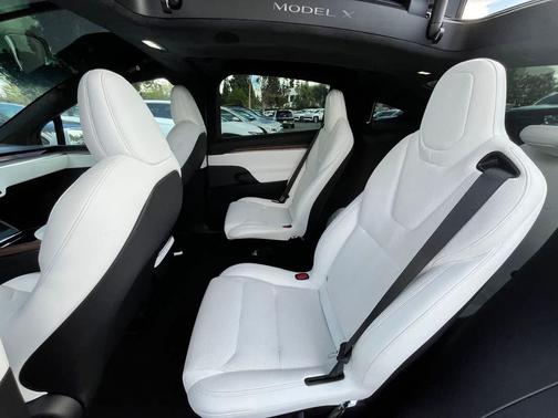2023 Tesla Model X AWD