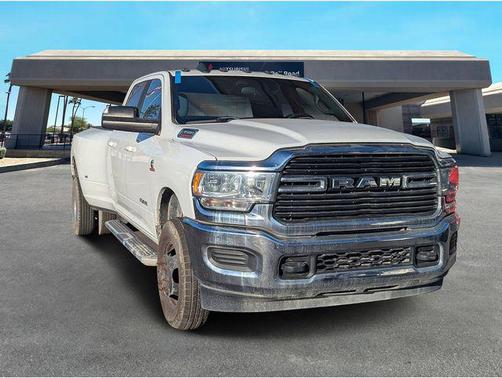 2021 RAM 3500 Big Horn Crew Cab 4x4 8' Box