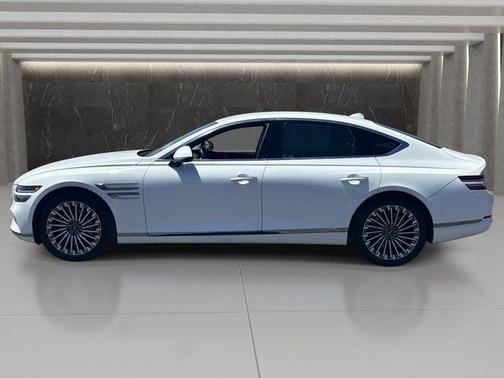 Alta White 2023 Genesis Electrified G80 Base