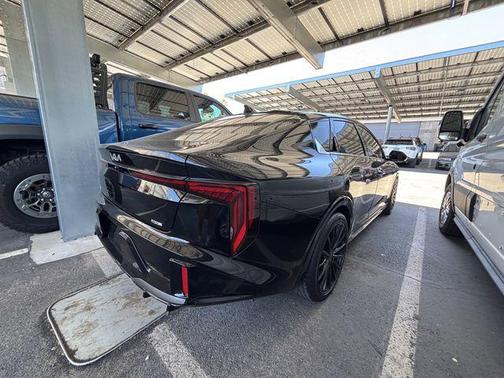 Aurora Black Pearl 2025 Kia K4 GT-Line