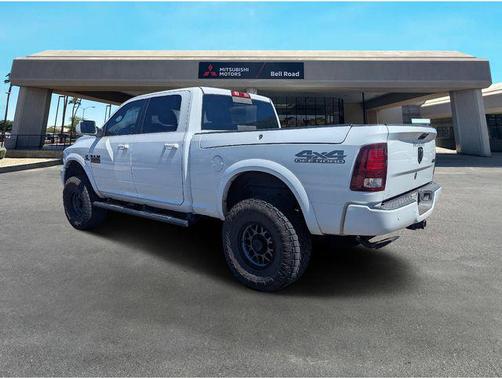 Bright White Clearcoat 2018 RAM 2500 Laramie Crew Cab 4x4 6'4' Box