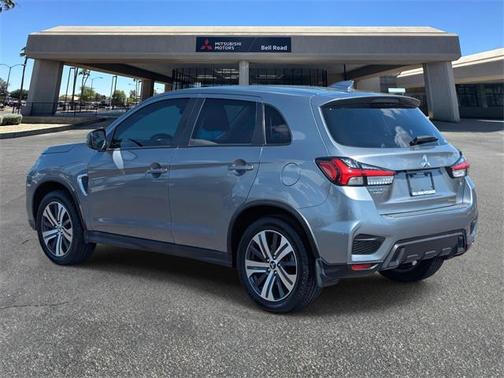 2023 Mitsubishi Outlander Sport SE