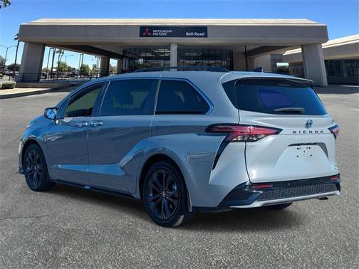 2023 Toyota Sienna XSE 7 Passenger