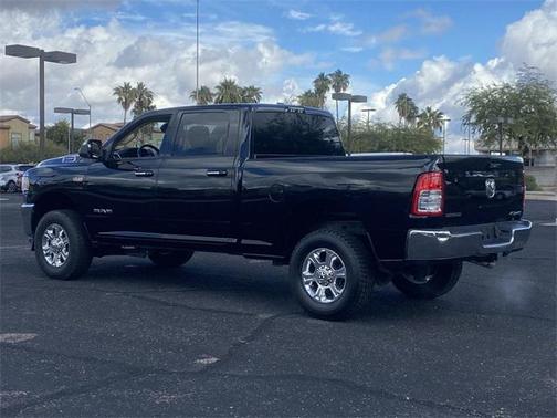 Diamond Black Crystal Pearlcoat 2019 RAM 2500 Big Horn Crew Cab 4x4 6'4' Box