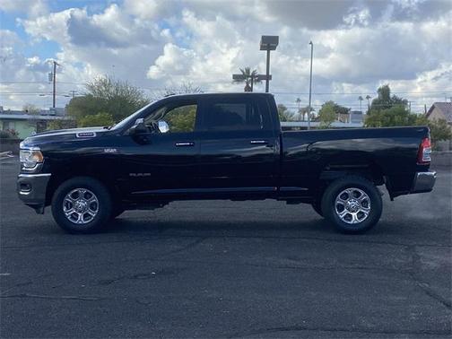 Diamond Black Crystal Pearlcoat 2019 RAM 2500 Big Horn Crew Cab 4x4 6'4' Box