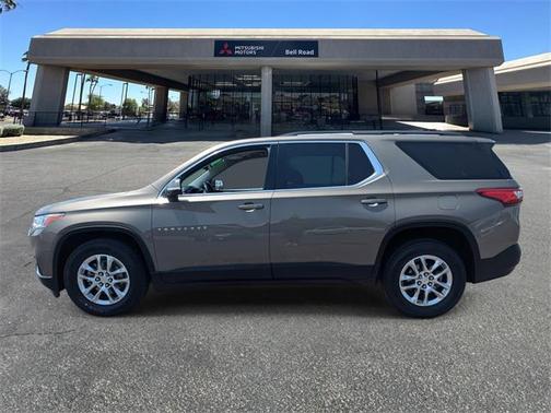 2020 Chevrolet Traverse LT Cloth