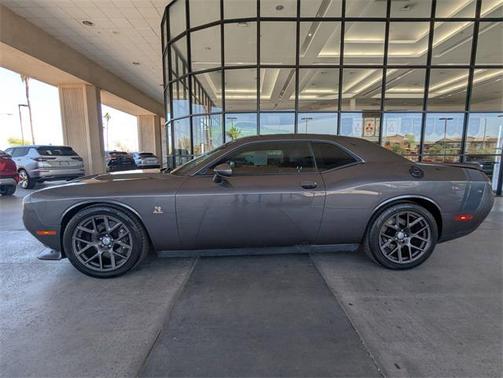 2016 Dodge Challenger R/T Scat Pack