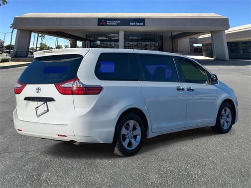 2016 Toyota Sienna L