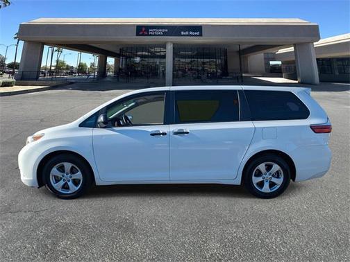 2016 Toyota Sienna L
