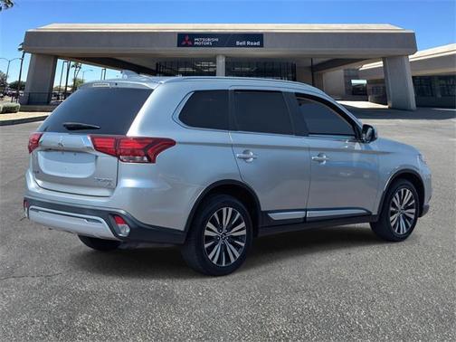 2019 Mitsubishi Outlander ES