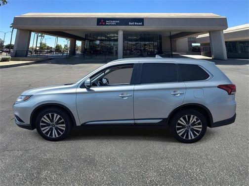 2019 Mitsubishi Outlander ES