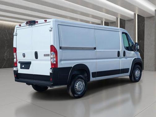 2025 RAM ProMaster 2500 Tradesman