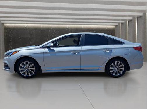 Symphony Silver 2017 Hyundai SONATA Sport