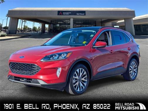 2022 Ford Escape Titanium