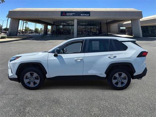 2023 Toyota RAV4 Hybrid LE