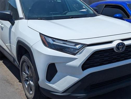 2023 Toyota RAV4 Hybrid LE