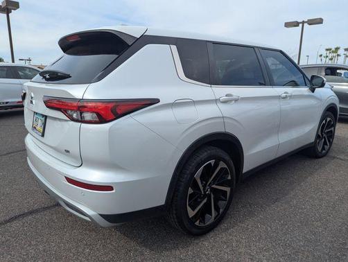 2023 Mitsubishi Outlander SE 2.5 2WD