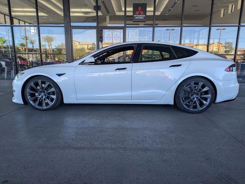2021 Tesla Model S Plaid