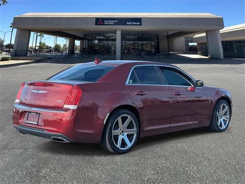 2019 Chrysler 300 Touring
