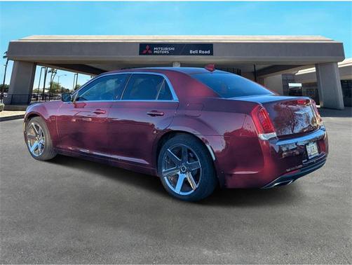 2019 Chrysler 300 Touring