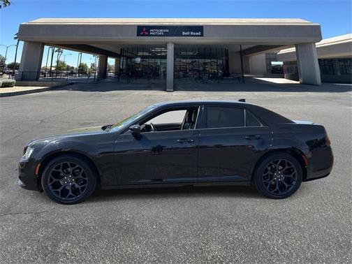 2019 Chrysler 300 S
