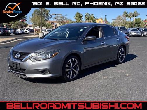 Photo 1 of 30 of 2016 Nissan Altima 2.5 SR
