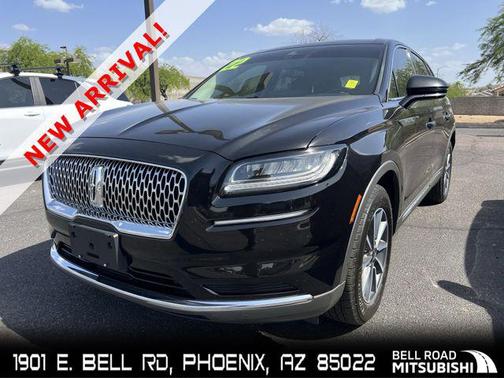 Infinite Black Metallic Clearcoat 2022 Lincoln Nautilus Standard