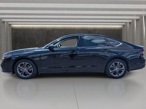 Crystal Black Pearl 2023 Honda Accord EX