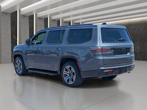Baltic Gray Metallic Clearcoat 2024 Jeep Wagoneer Series II 4x4