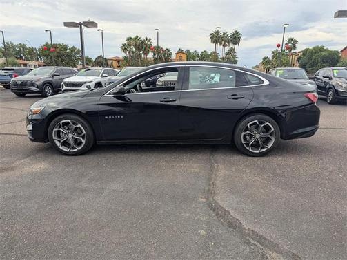 2022 Chevrolet Malibu FWD LT