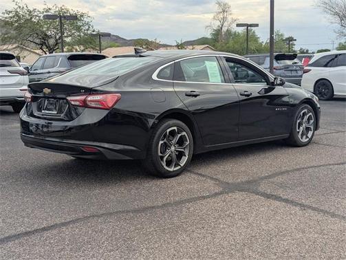 2022 Chevrolet Malibu FWD LT