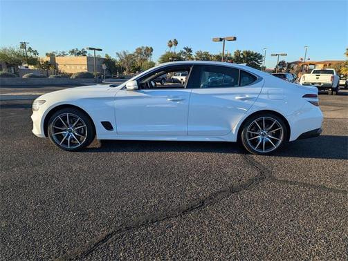 2023 Genesis G70 2.0T AWD