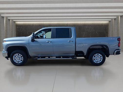 2025 Chevrolet Silverado 3500 LT