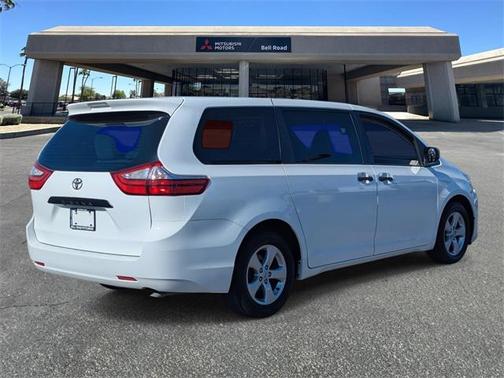 2016 Toyota Sienna L