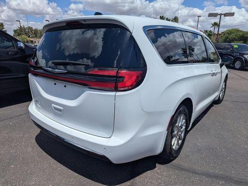 Bright White Clearcoat 2024 Chrysler Pacifica Touring L