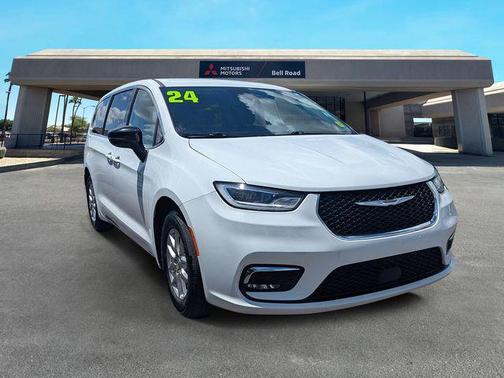 Bright White Clearcoat 2024 Chrysler Pacifica Touring L