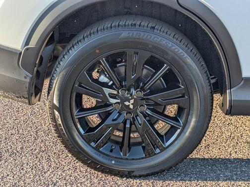 2026 Mitsubishi Eclipse Cross LE