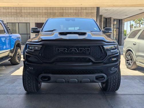 Diamond Black Crystal Pearlcoat 2022 RAM 1500 TRX