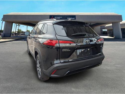 2025 Toyota Corolla Cross XLE