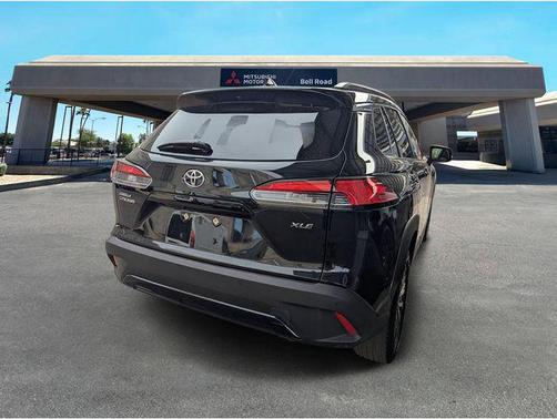2025 Toyota Corolla Cross XLE