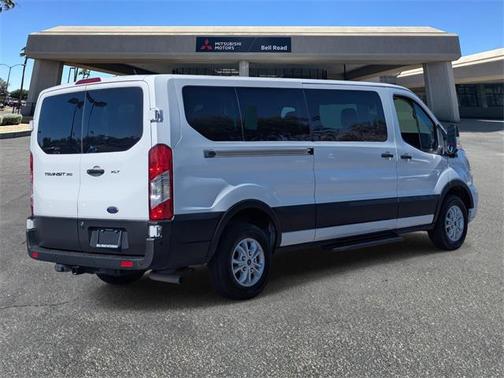 2022 Ford Transit-350 XLT