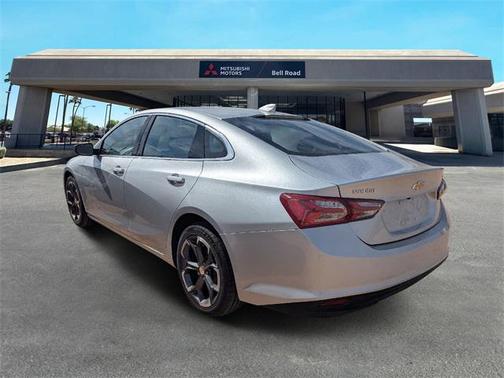 2022 Chevrolet Malibu FWD LT