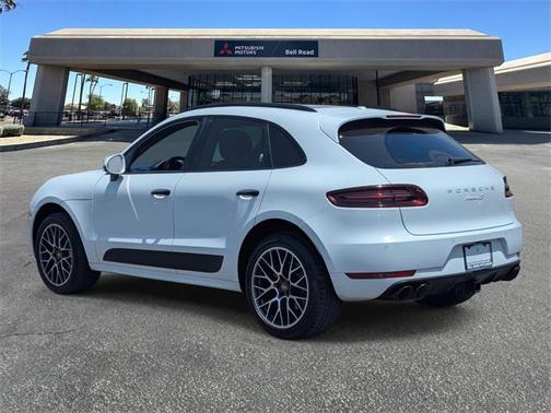 2017 Porsche Macan Base