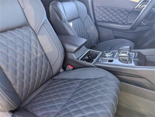 2025 Mitsubishi Outlander PHEV SEL